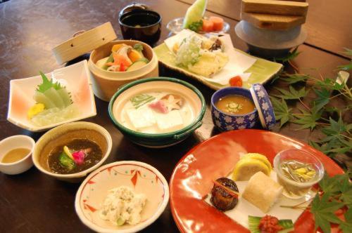 חדר סטנדרט, Satsuki Bessou