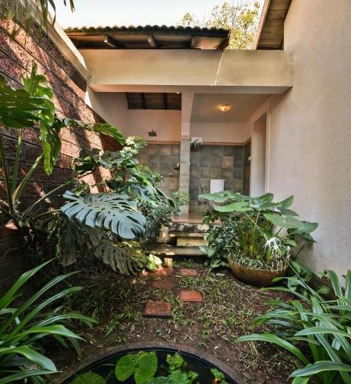 בקתה, The Fern Samali Resort