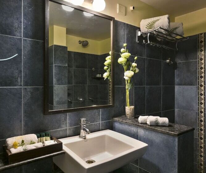 Хижина, The Fern Samali Resort