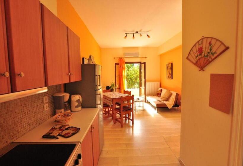 Апартаменты 2 Спальни, Laskaris Studios