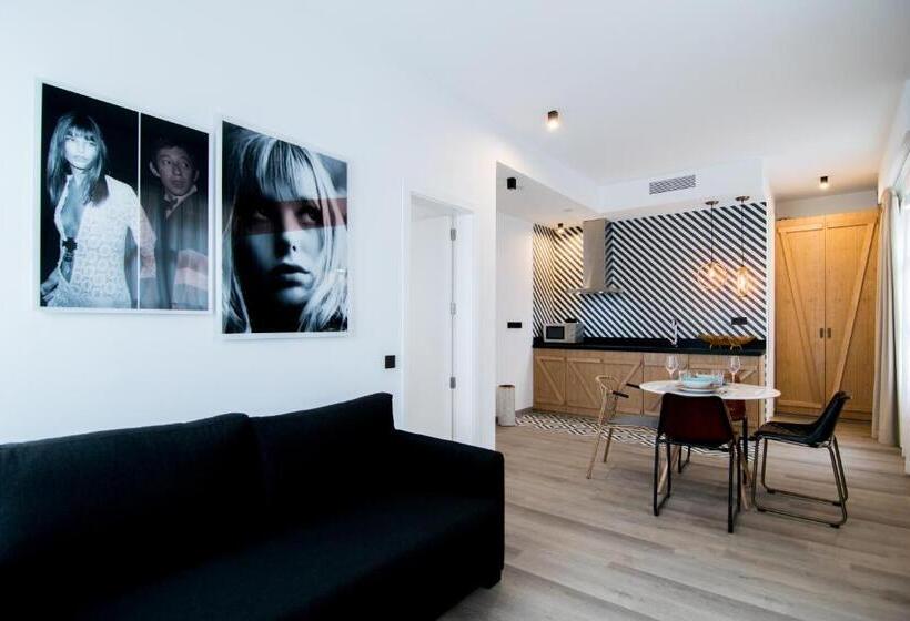 غرفة عائلية, Myr  Plaza Mercado & Spa