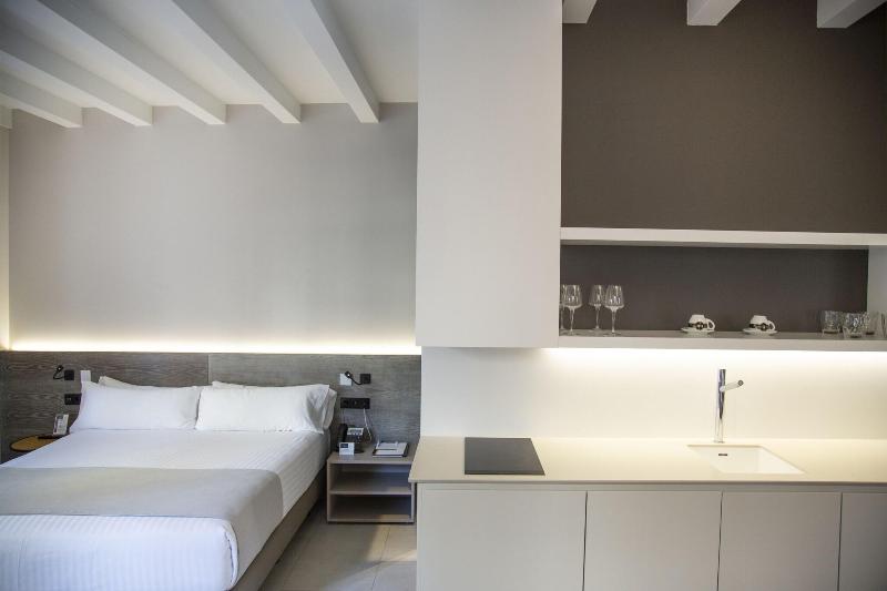 جناح, Myr  Plaza Mercado & Spa