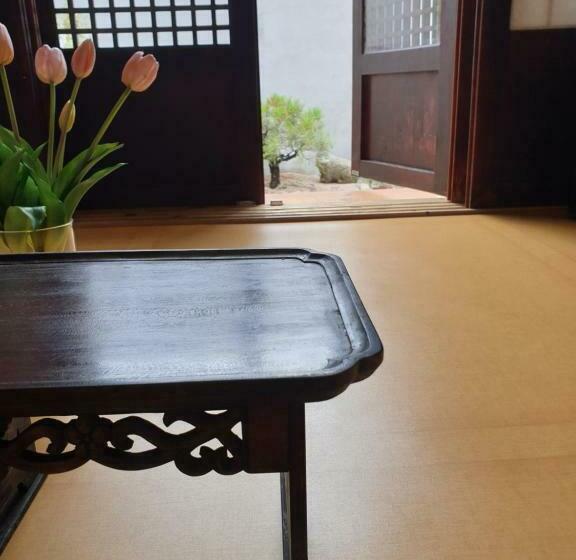 חדר סטנדרט, Gaeunchae