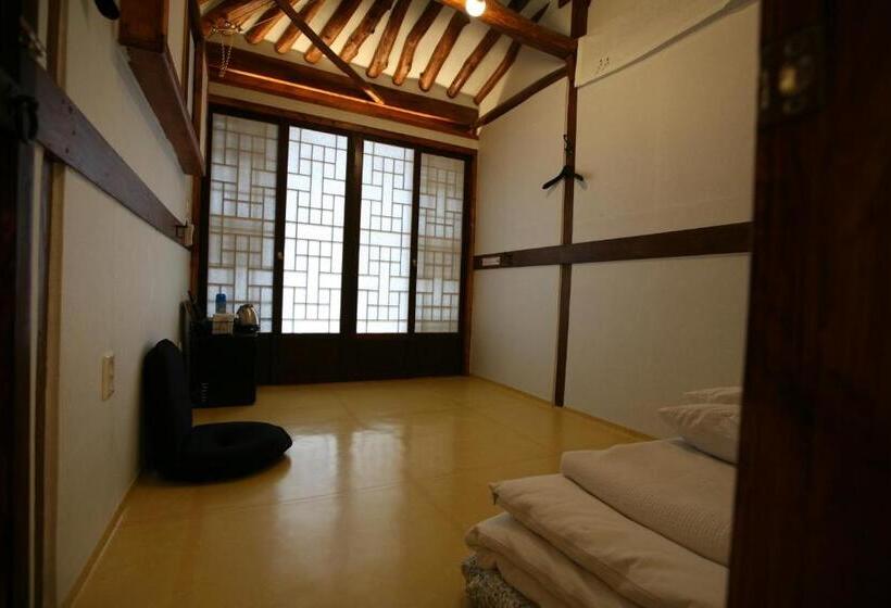 חדר סטנדרט, Gaeunchae