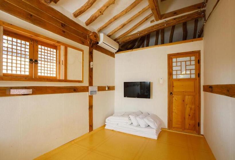 חדר סטנדרט, Gaeunchae