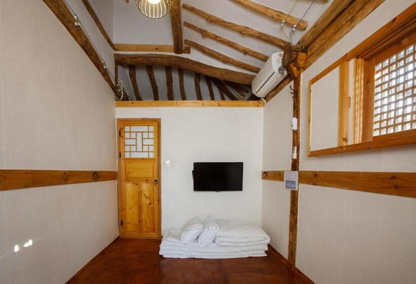 חדר סטנדרט, Gaeunchae