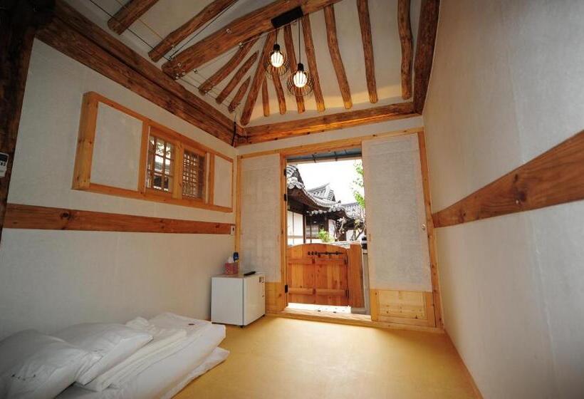 חדר דלוקס, Gaeunchae