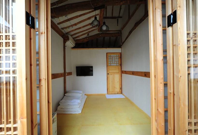 חדר סטנדרט, Gaeunchae