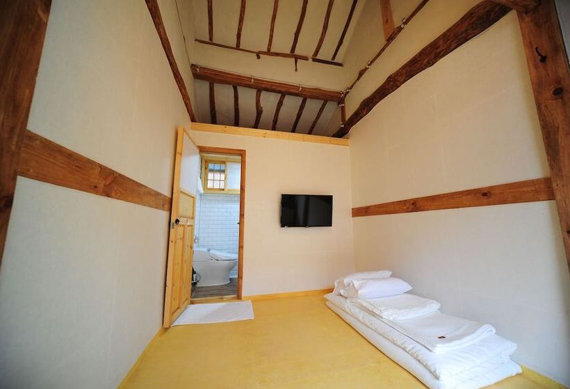 חדר סטנדרט, Gaeunchae