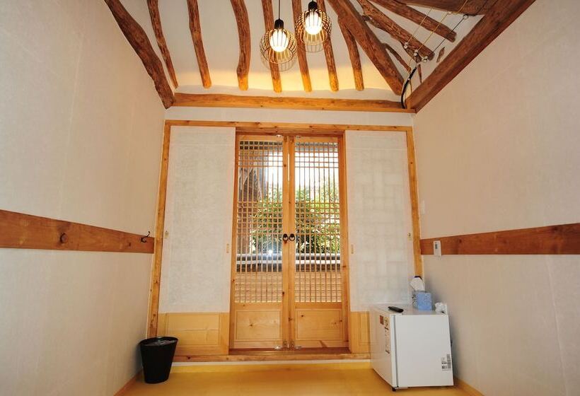 חדר סטנדרט, Gaeunchae