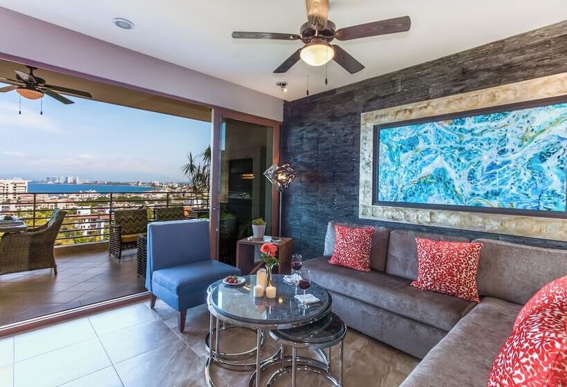 デラックススイート2ベッドルーム, Pinnacle Resorts 220