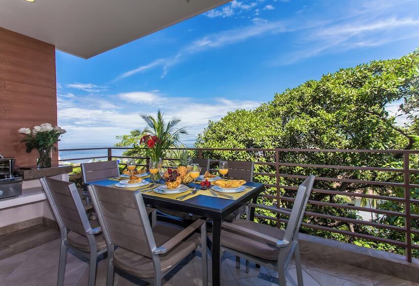 デラックススイート2ベッドルーム, Pinnacle Resorts 220