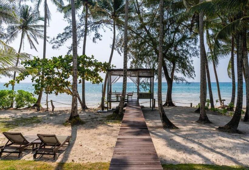 וילה עם חדר שינה אחד ובריכת שחיה, High Season Pool Villa & Spa