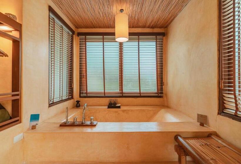 וילה עם חדר שינה אחד ובריכת שחיה, High Season Pool Villa & Spa