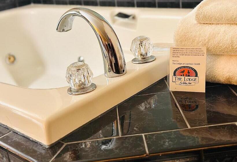 Люкс с гидромассажем, The Lodge At Leathem Smith