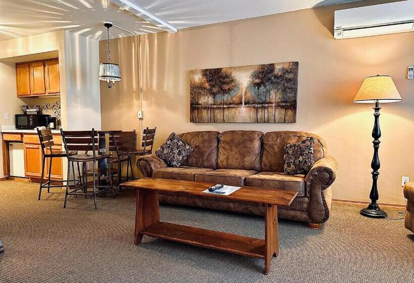 Люкс Кровать Кинг, The Lodge At Leathem Smith