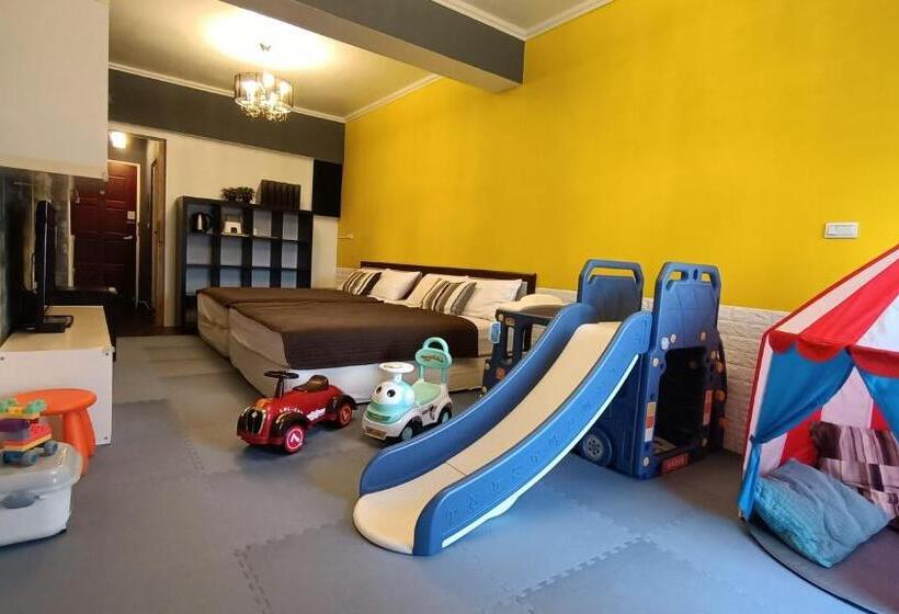 اتاق خانوادگی, 仲夏墾丁親子民宿