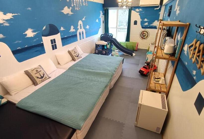 اتاق سوپریور چهار تخته, 仲夏墾丁親子民宿