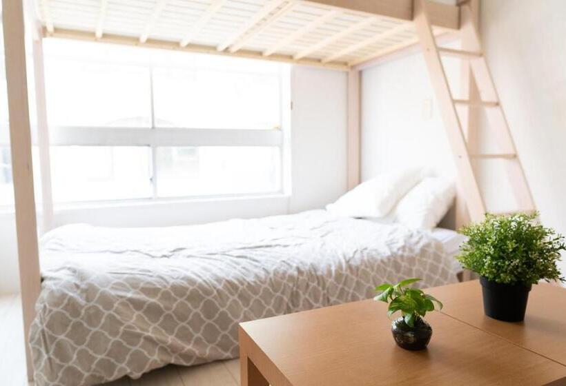 스탠다드 4인용 룸 공용 욕실, Casa Blanca Guesthouse