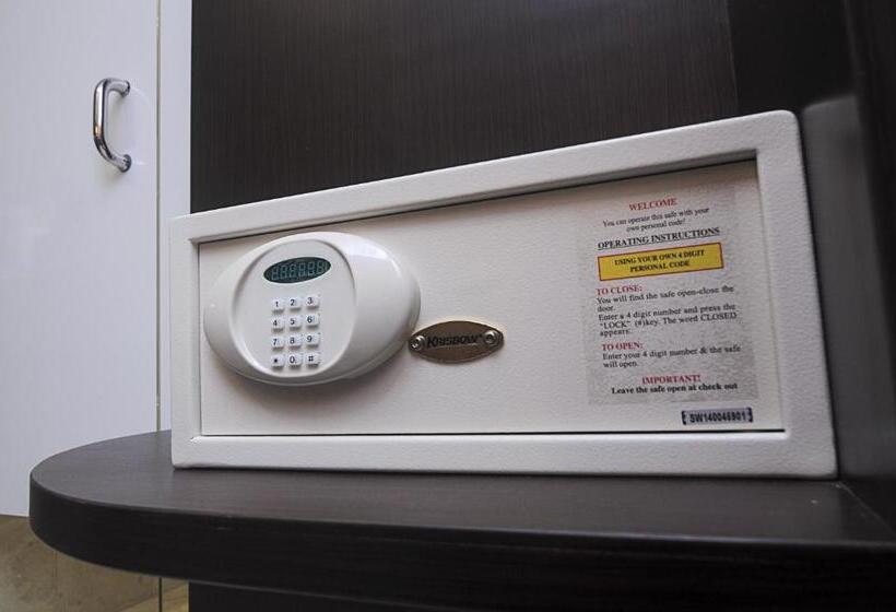 Deluxe Kamer, Grand Edge Hotel Semarang   Chse Certified