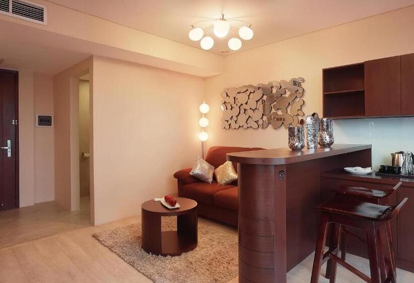 Executive Suite, Grand Edge Hotel Semarang   Chse Certified