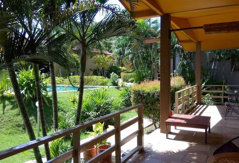 בונגלו משפחתי, Escape Cabins