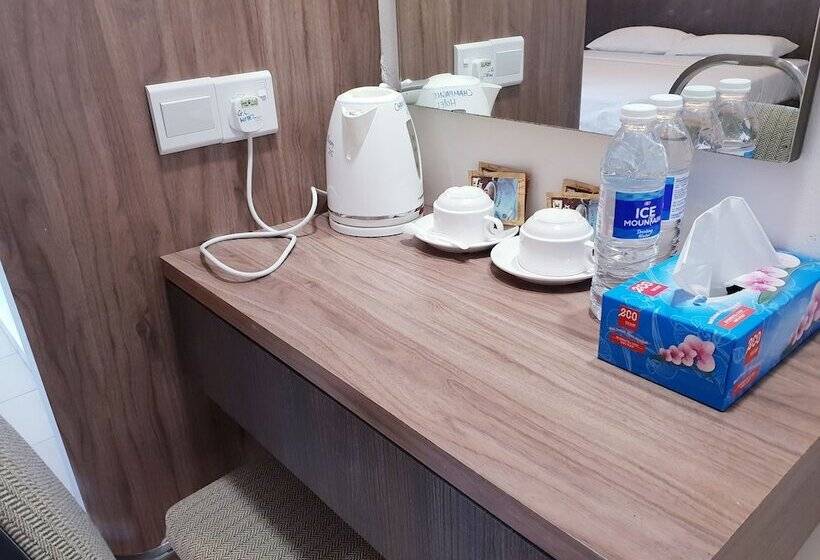 اتاق راحتی یک تخته, Champcity
