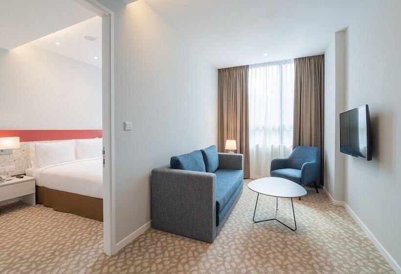 Люкс, Holiday Inn Express & Suites Johor Bahru By Ihg