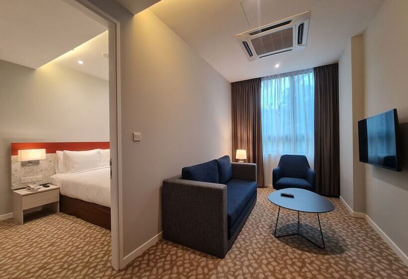 Люкс, Holiday Inn Express & Suites Johor Bahru By Ihg