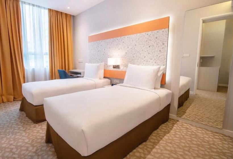 Люкс 2 Спальни, Holiday Inn Express & Suites Johor Bahru By Ihg