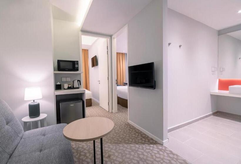 סוויטת 2 חדרי שינה, Holiday Inn Express & Suites Johor Bahru By Ihg