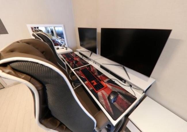 高级大房间, R&t