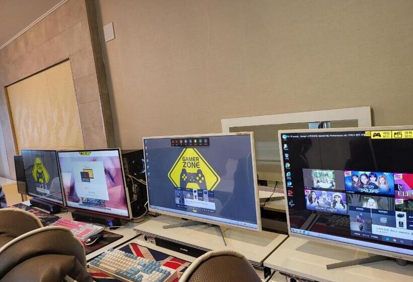 高级大房间, R&t