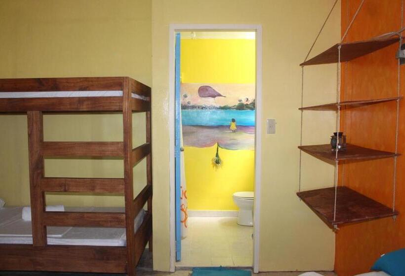 اتاق خانوادگی, Kurma Eco Beach Lodge