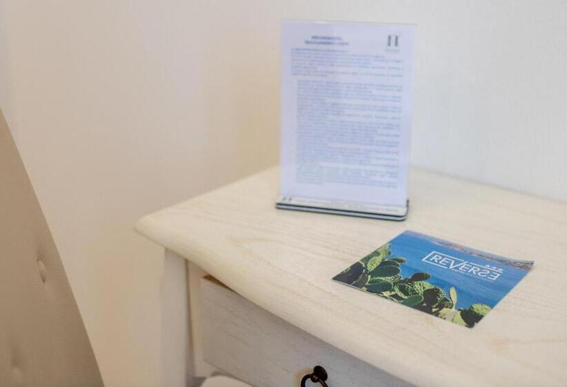 חדר סטנדרט, Reverse