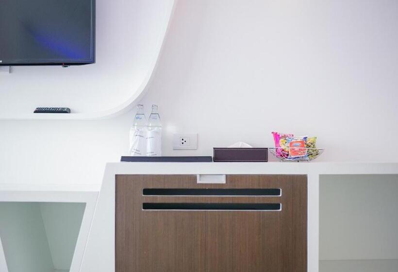 패밀리 룸, The Paradiso Jk Design