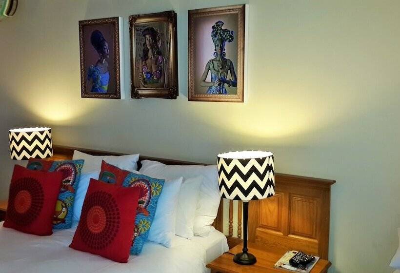 غرفة قياسية ثلاثية, Pumleni Guesthouse