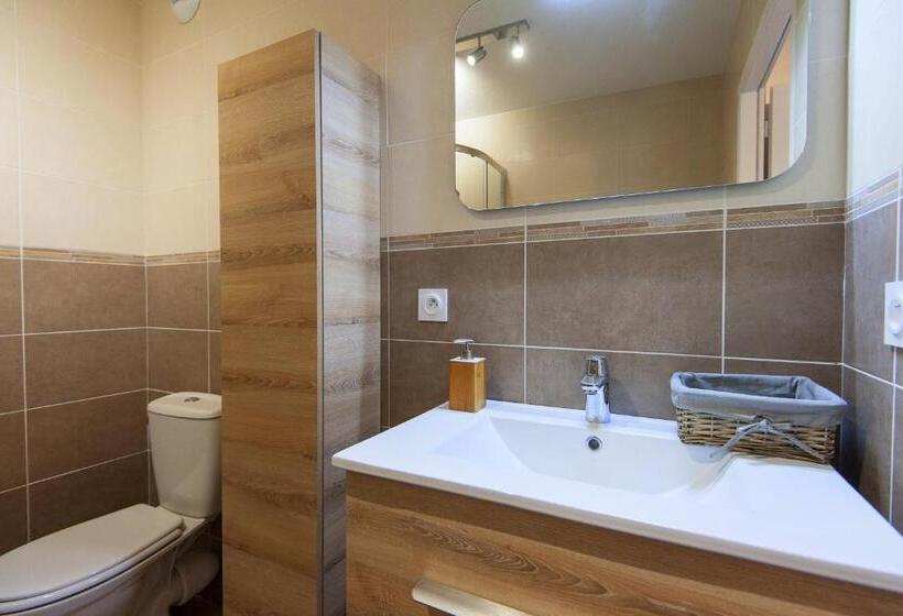 Standard-studio Terassi, Villa Serafina Apartements