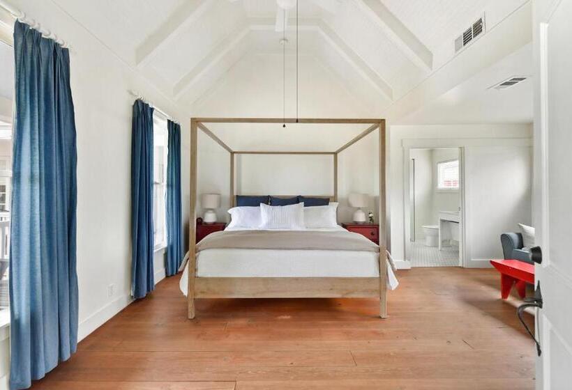 스위트, The Farmhouse Inn