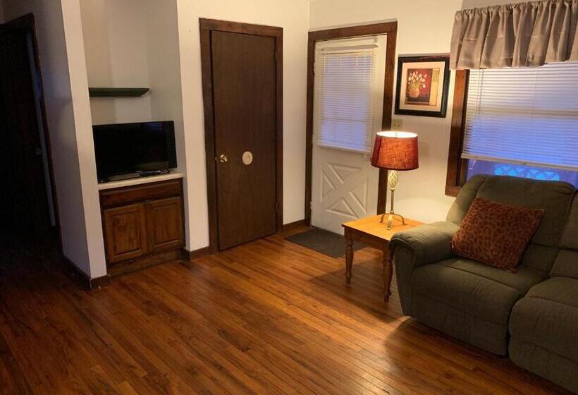 Family Suite, Echo Valley Cottages