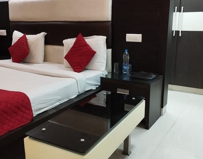 Delüks Oda, Daffodils Inn