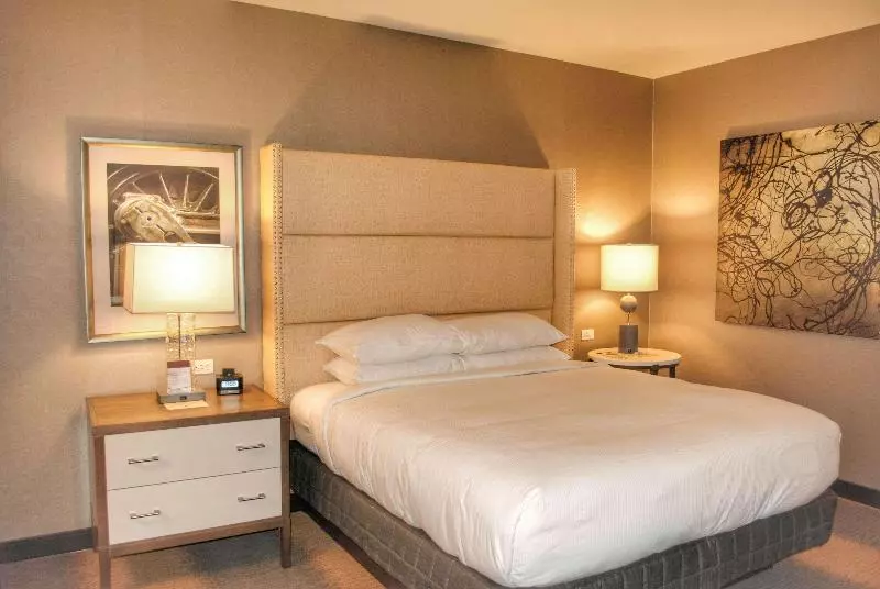 キングサイズベッドのスタンダードルーム, Doubletree By Hilton Reading