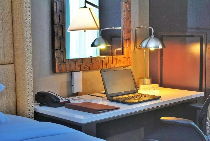 キングサイズベッドのスタンダードルーム, Doubletree By Hilton Reading