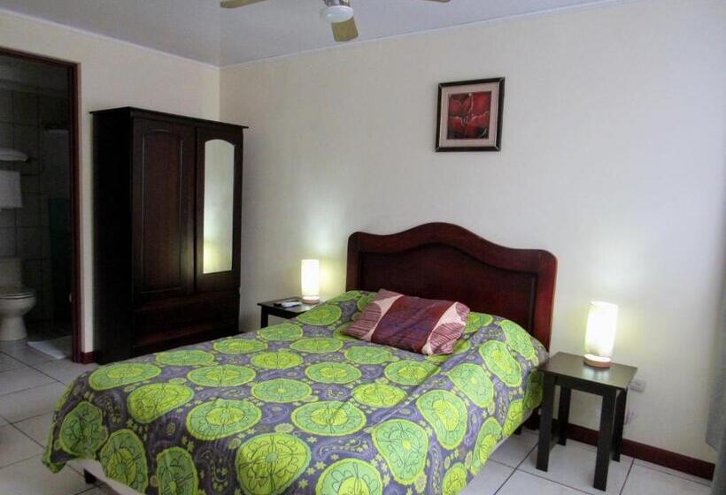 标准间, La Guaria Inn & Suites