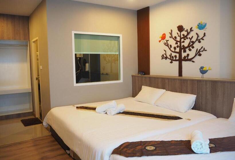 패밀리 룸, Le Lerts Living