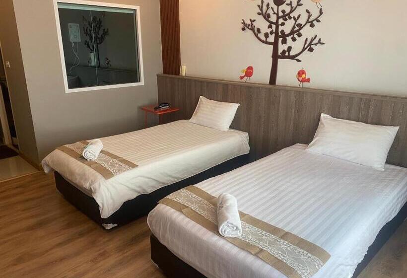 디럭스 룸, Le Lerts Living