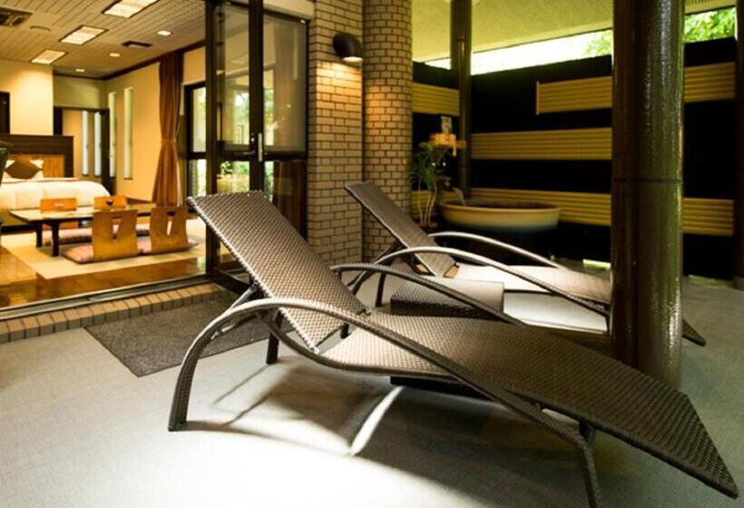 Четырехместный номер Премиум, Livemax Resort Jogasaki Kaigan