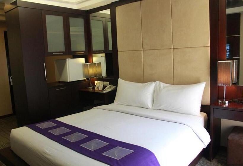 Номер Superior Кровать Кинг, Metro Hotel Jababeka
