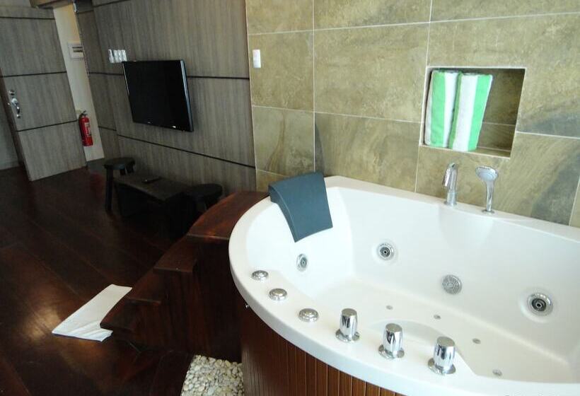 프레지덴셜 스위트, One Manalo Place