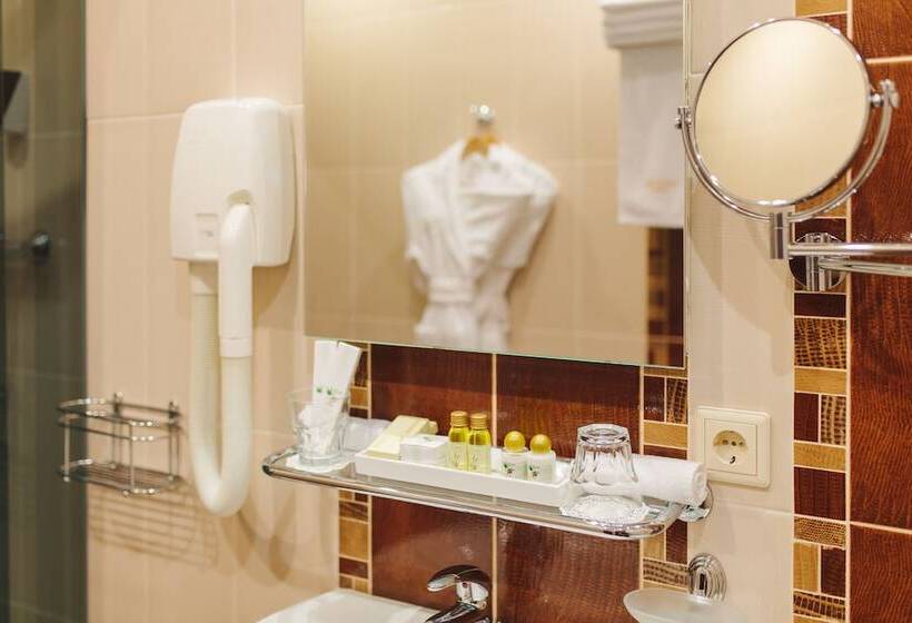 إستوديو قياسى, Rasstal Spa